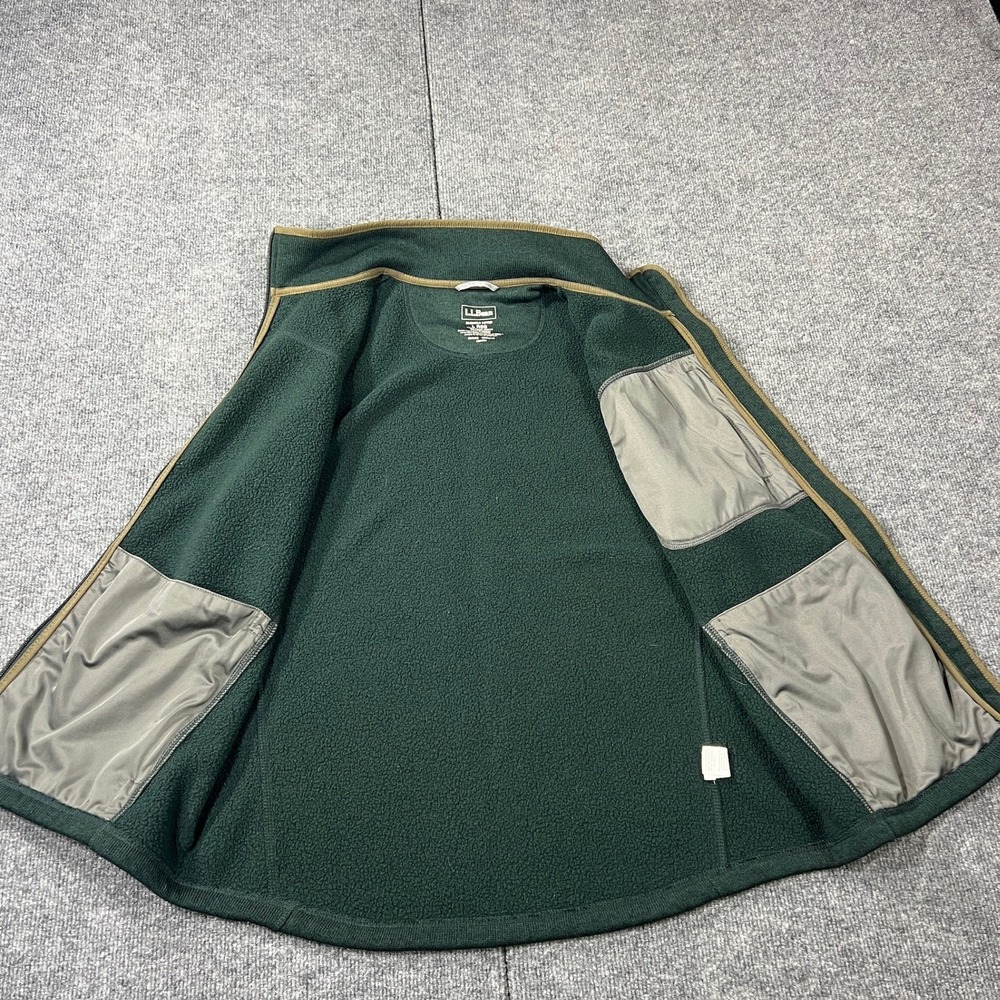 LL Bean Men's Large Fleece Vest Green Slightly Fitted Zip Up Pockets - Picture 3 of 6